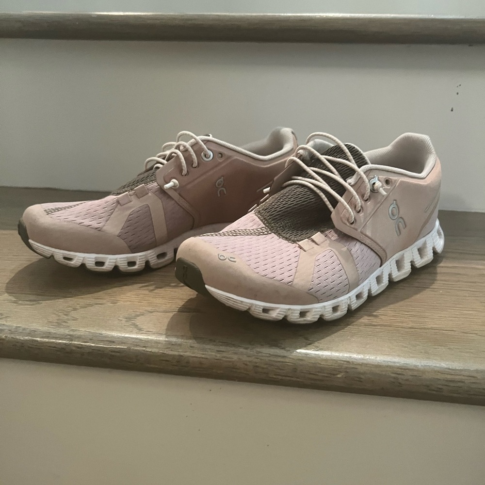 On Cloud sneakers